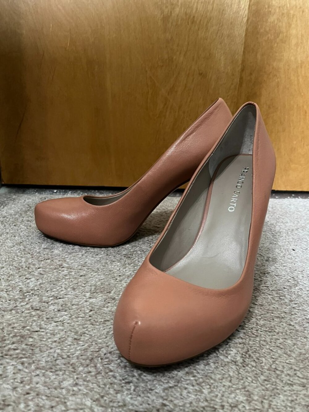 NWOT Franco Sarto Size 8.5M Pink Mauve High Heels